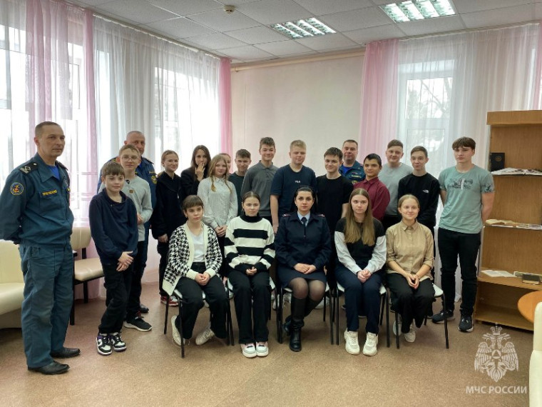 В библиотеке г. Пучеж прошли занятия с детьми!. В библиотеке г. Пучеж прошли занятия с детьми!.