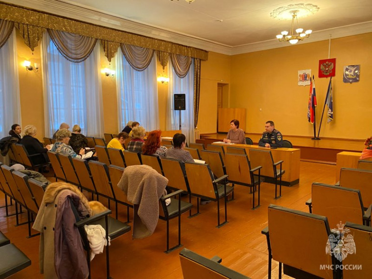 В г. Пучеж прошло совещание с руководителями образовательных учреждений.. В г. Пучеж прошло совещание с руководителями образовательных учреждений..